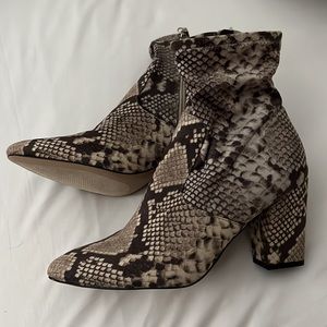 Steve Madden booties